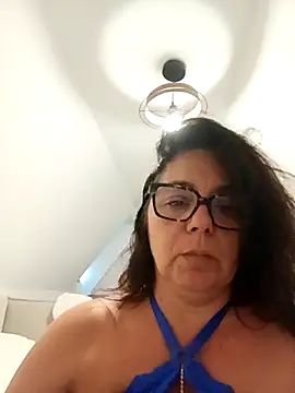 pulpeuse64 online show from May 6, 6:23 pm
