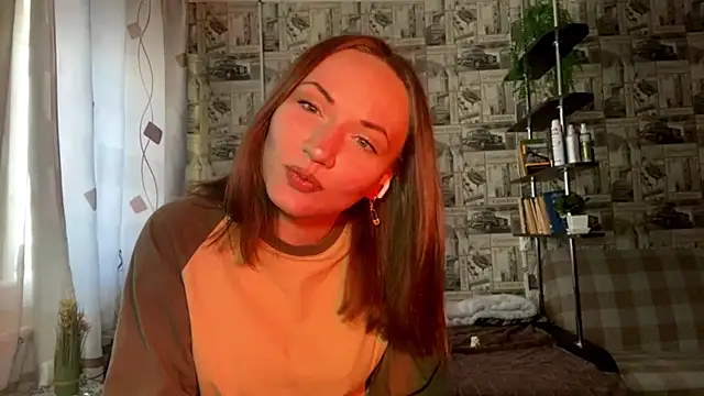 JuliaCurletteye online show from February 17, 12:48 pm