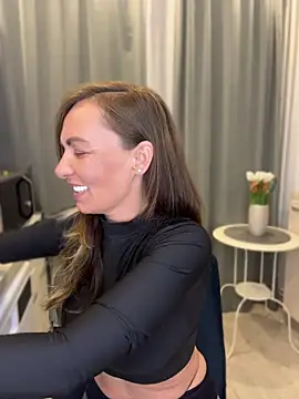 DivineAmely online show from May 5, 8:34 pm