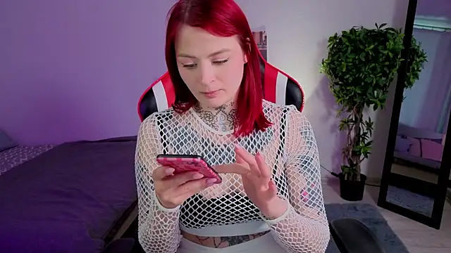 NicolBlow online show from February 12, 10:50 am