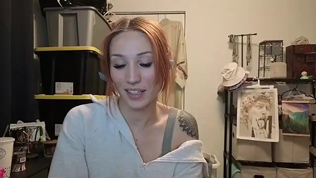 ThornsandHoney online show from May 18, 5:57 am