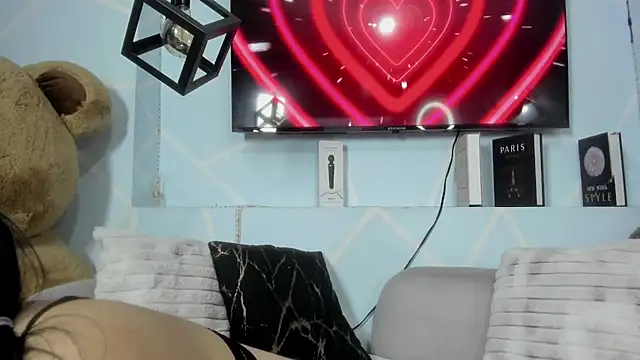 amy noa online show from May 5, 12:46 am