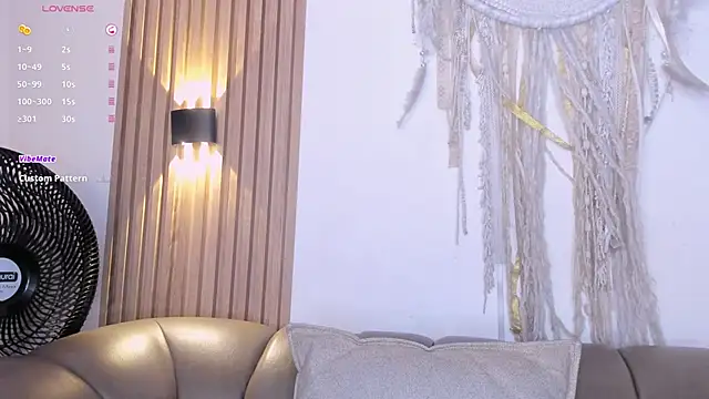 Salma Haleem online show from February 22, 8:32 pm