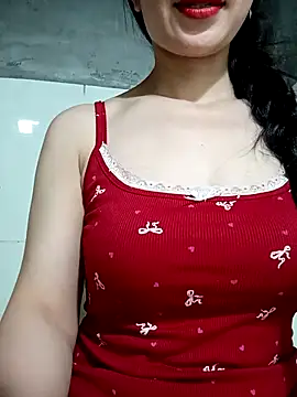 Vyvvyy69 online show from May 11, 9:33 am