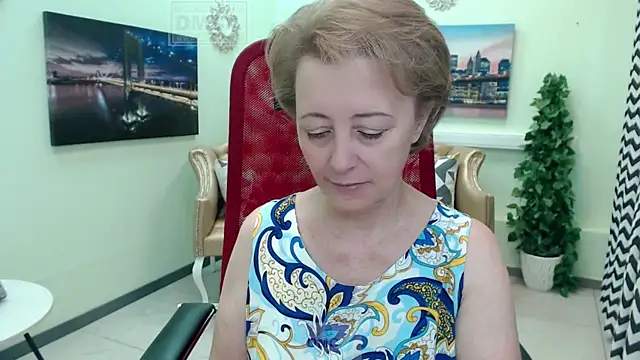 MONA W online show from June 27, 11:00 am