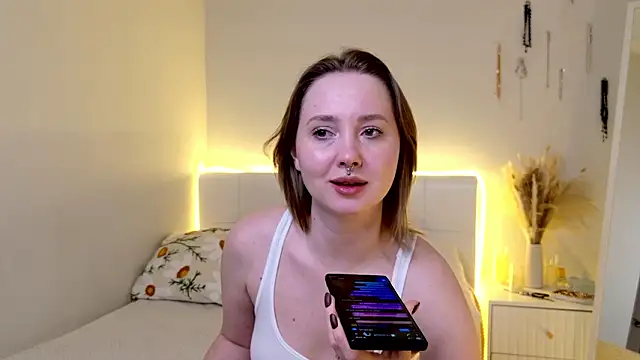 CandiceKingzzz online show from February 5, 4:54 pm