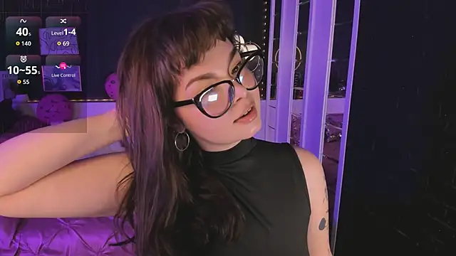 Maykinkya online show from February 12, 1:57 pm