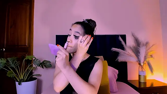 CelesteQueeen online show from March 11, 12:31 pm