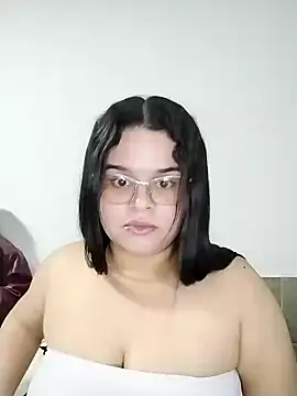 SamanthaStonee online show from May 13, 1:00 am
