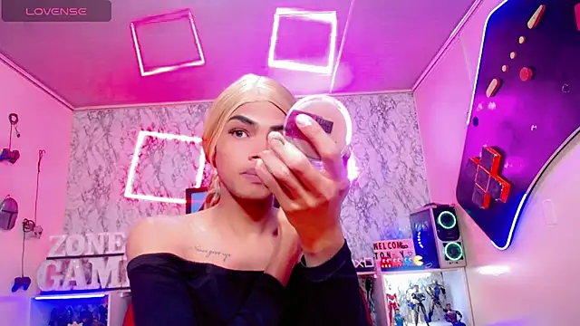 Karol Vanessa   online show from May 19, 11:39 am