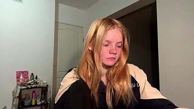 Tiffany Muse online show from April 8, 1:08 am