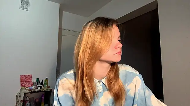 Tiffany Muse online show from March 15, 3:19 am