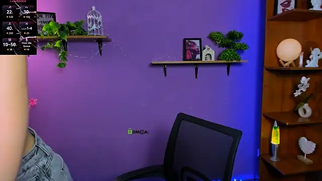 arianaa cat online show from May 19, 6:48 pm