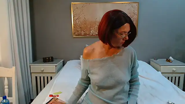 AyvaCarter online show from May 21, 1:09 pm