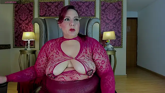 SilvanaBombshell online show from May 19, 12:12 pm