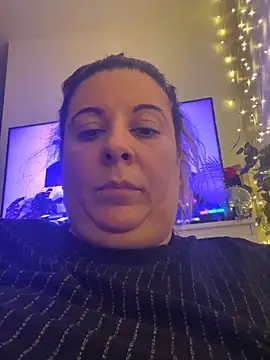 JasmineGlow7 online show from May 26, 9:58 pm