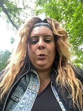 JasmineGlow7 online show from May 16, 4:28 pm