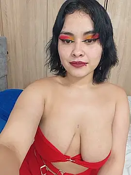 zoe love18 online show from May 17, 2:44 am