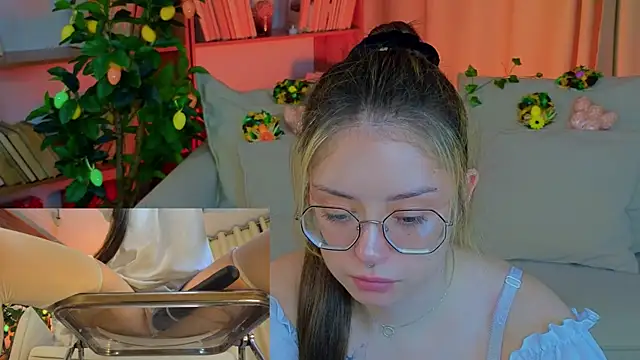 kate  rIna online show from March 27, 2:24 am