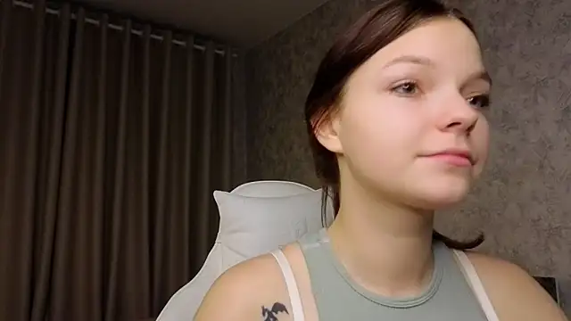 ElizaPizza online show from May 15, 9:17 pm