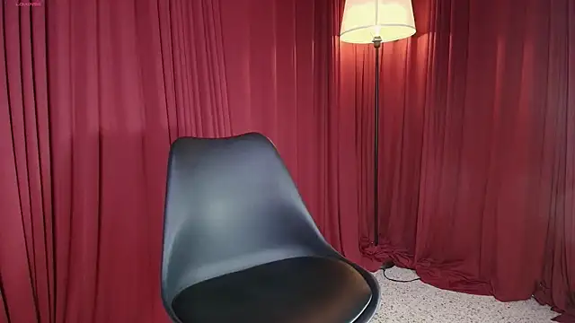 Sharlotte  1 online show from May 11, 2:45 pm