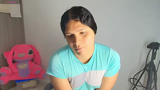 alys love online show from March 29, 5:34 pm