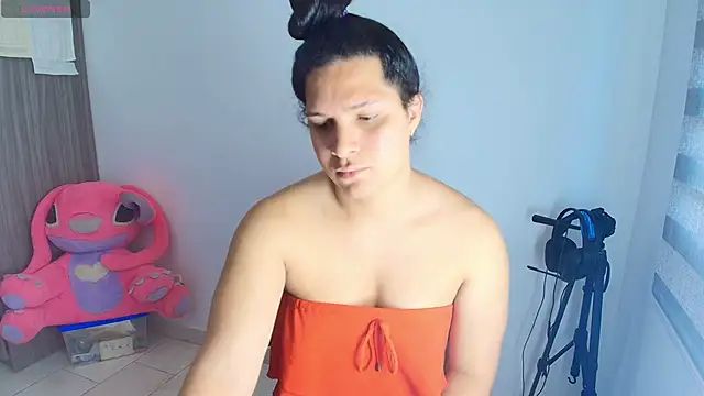 alys love online show from May 20, 3:31 pm