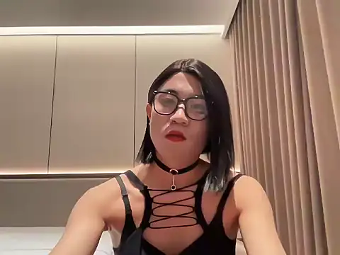 fusiyoung online show from May 24, 12:48 pm