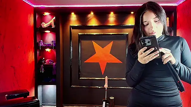 Candyqueen bdsm  online show from May 19, 8:16 pm