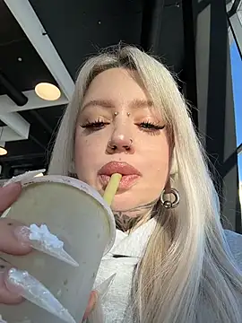 Chiibi online show from February 7, 10:30 am