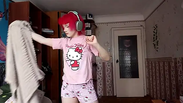 KathernSaulters online show from March 30, 7:08 am