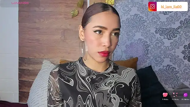 LiaHansson00 online show from March 3, 4:46 pm