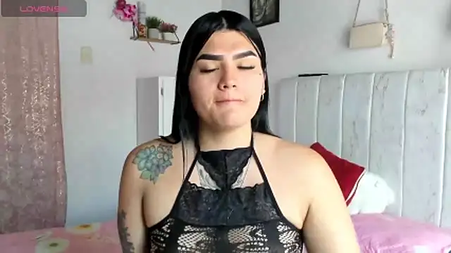 Maggiebitchx online show from March 30, 6:51 pm