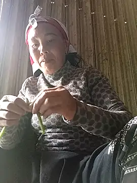 lena-cute online show from May 11, 7:32 am