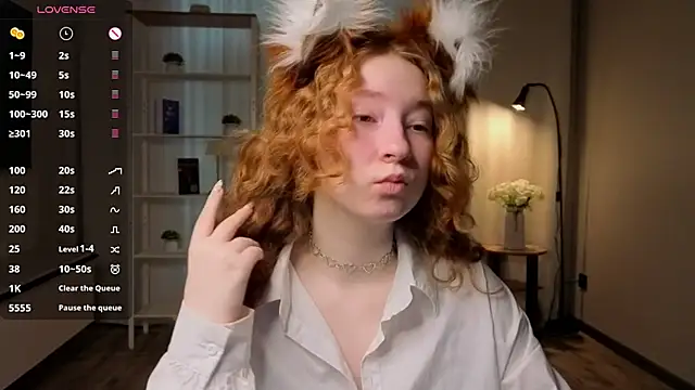 MaraButtrey online show from May 24, 1:04 am