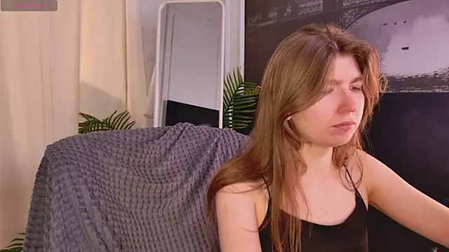 Bubble Chloe online show from April 1, 3:20 pm