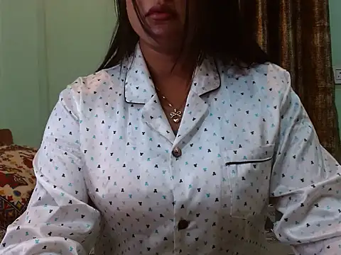 LIZNA 0 online show from March 23, 2:01 pm