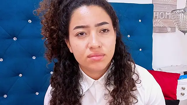 meganrousx online show from May 15, 9:28 pm