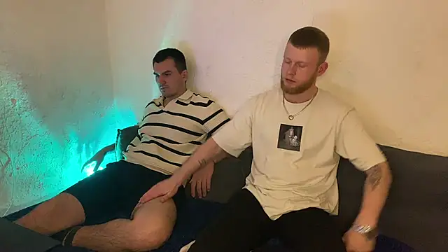 Adam ice online show from April 8, 6:21 pm