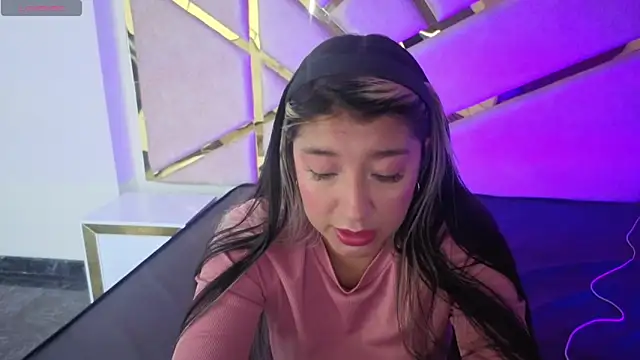 Dahiana Dmour  online show from April 29, 12:41 pm