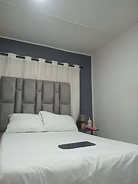 -Serena  online show from May 11, 1:24 pm