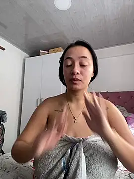 JulietaRiios online show from May 19, 5:31 pm