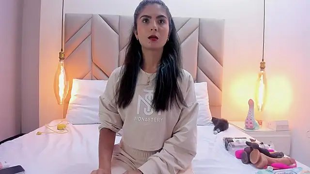 IsabellaFoox online show from May 24, 6:51 pm