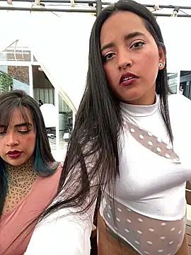 Annie Alicee online show from February 22, 4:30 pm