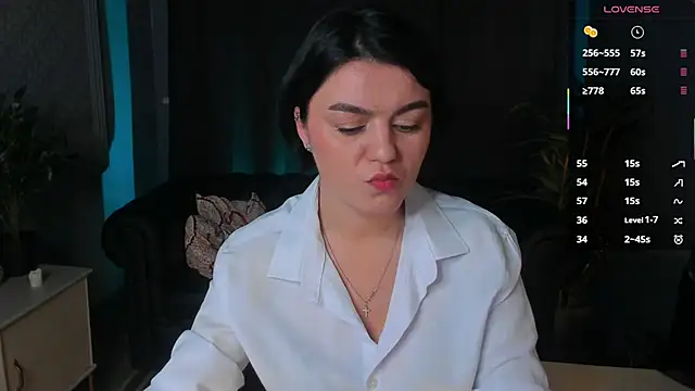 Sofia  Fisher online show from April 2, 7:28 am