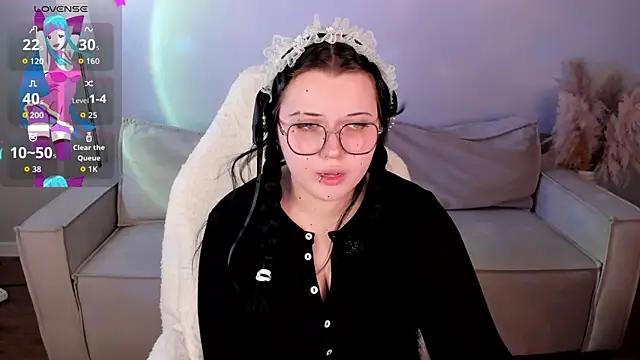 Kira G0ld online show from June 27, 5:08 pm