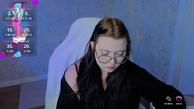 Kira G0ld online show from July 10, 5:24 pm