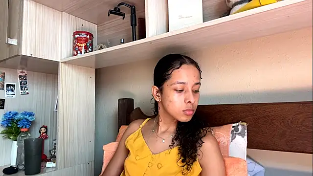 KayleenStoyanoff online show from March 13, 5:58 pm