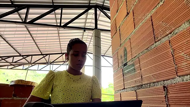 KayleenStoyanoff online show from February 20, 1:34 pm