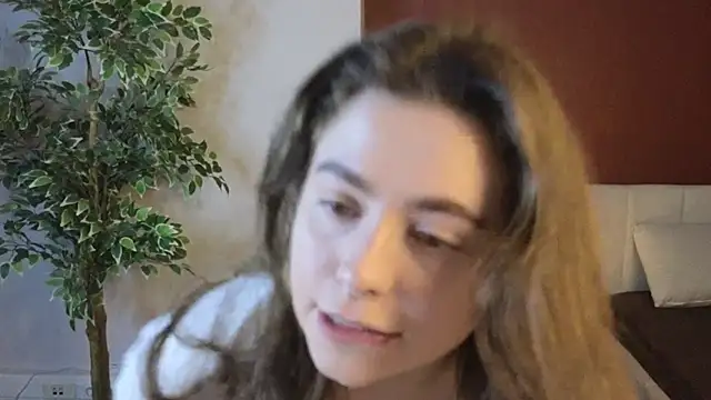 LovingWhisperr online show from April 1, 1:06 am